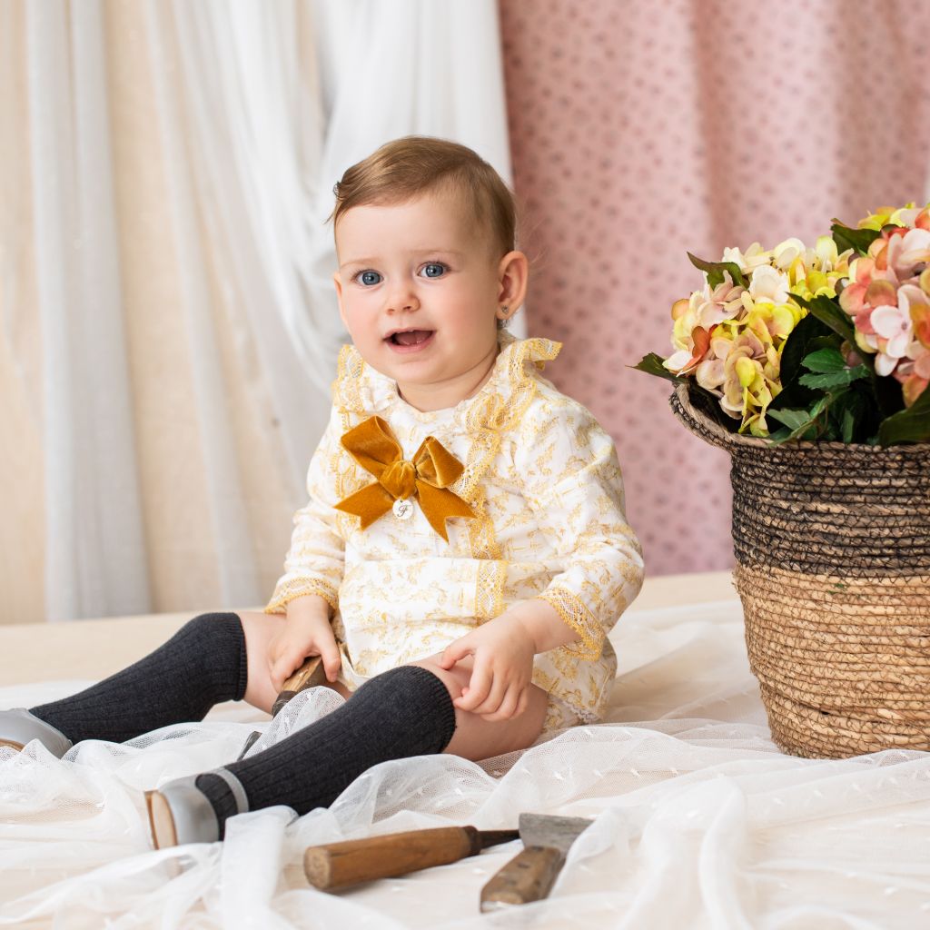 VESTIDO Y BRAGUITA BEBÉ NIÑA EN TOILE DE JOUY - Menta Moda Infantil